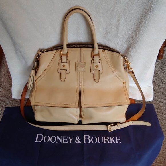 Dooney & Bourke Handbags - Dooney and Bourke Florentine Clayton Satchel